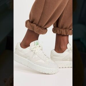 New Balance CT302 Sneakers Sea Salt/Avocado Size 9